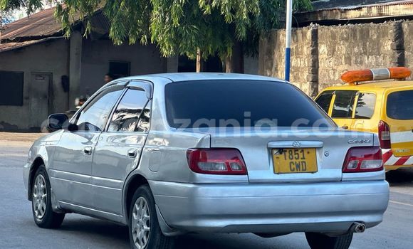 Nunua Ilio tumika Toyota Carina Fedha Gari ndani ya Dar es Salaam nchini Dar es Salaam