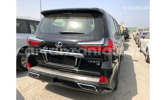 Nunua Imported Lexus LX Nyeusi Gari ndani ya Import - Dubai nchini Arusha Nunua Imported Lexus LX Nyeusi Gari ndani ya Import - Dubai nchini Arusha