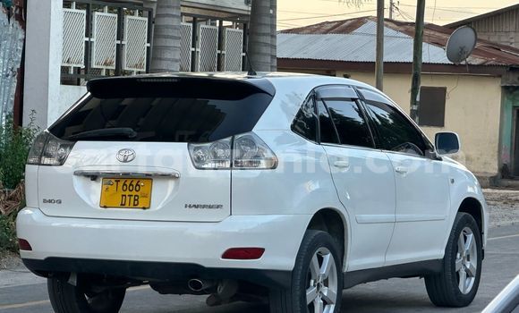 Nunua Ilio tumika Toyota Harrier Nyeupe Gari ndani ya Dar es Salaam nchini Dar es Salaam Nunua Ilio tumika Toyota Harrier Nyeupe Gari ndani ya Dar es Salaam nchini Dar es Salaam