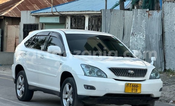 Buy Used Toyota Harrier White Car in Dar es Salaam in Dar es Salaam Buy Used Toyota Harrier White Car in Dar es Salaam in Dar es Salaam