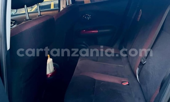 Nunua Ilio tumika Nissan Juke Nyeusi Gari ndani ya Dar es Salaam nchini Dar es Salaam Nunua Ilio tumika Nissan Juke Nyeusi Gari ndani ya Dar es Salaam nchini Dar es Salaam