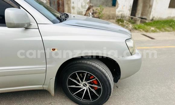 Nunua Ilio tumika Toyota Kluger Fedha Gari ndani ya Dar es Salaam nchini Dar es Salaam Nunua Ilio tumika Toyota Kluger Fedha Gari ndani ya Dar es Salaam nchini Dar es Salaam