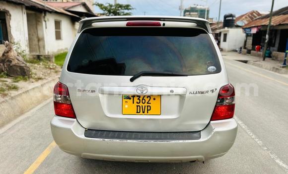 Nunua Ilio tumika Toyota Kluger Fedha Gari ndani ya Dar es Salaam nchini Dar es Salaam Nunua Ilio tumika Toyota Kluger Fedha Gari ndani ya Dar es Salaam nchini Dar es Salaam