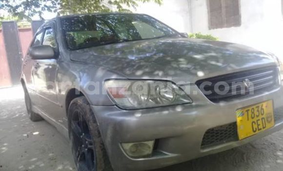 Buy Used Toyota Altezza Silver Car in Dar es Salaam in Dar es Salaam Buy Used Toyota Altezza Silver Car in Dar es Salaam in Dar es Salaam