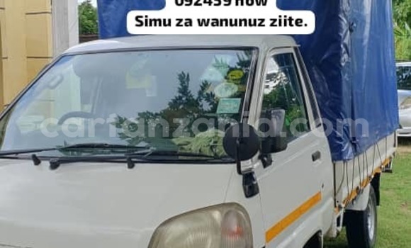 Buy Used Toyota Town Ace White Car in Dar es Salaam in Dar es Salaam