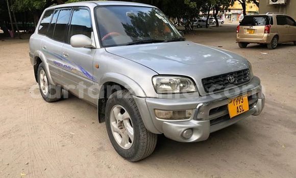 Buy Used Toyota RAV4 Silver Car in Dar es Salaam in Dar es Salaam Buy Used Toyota RAV4 Silver Car in Dar es Salaam in Dar es Salaam