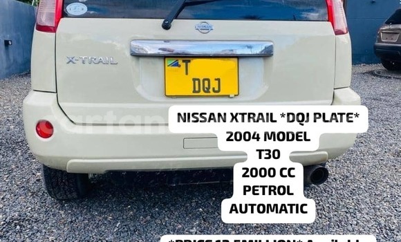Buy Used Nissan X–Trail White Car in Dar es Salaam in Dar es Salaam