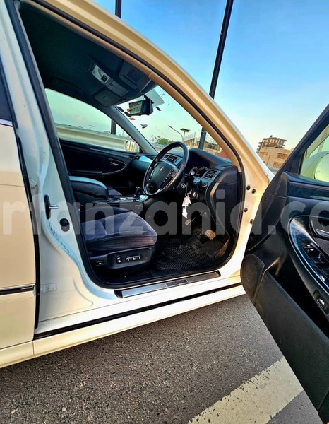 Big with watermark toyota crown dar es salaam dar es salaam 29365