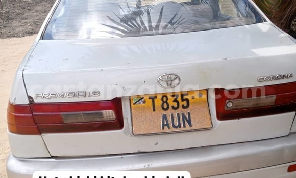 Buy Used Toyota Premio White Car in Dar es Salaam in Dar es Salaam