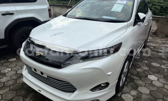 Buy Import Toyota Harrier White Car in Dar es Salaam in Dar es Salaam