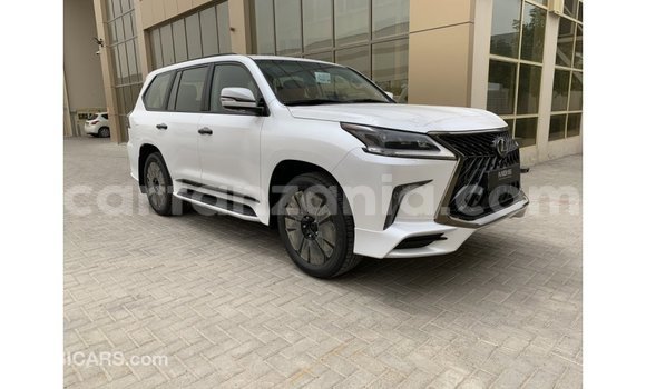Nunua Imported Lexus LX Nyeupe Gari ndani ya Import - Dubai nchini Arusha Nunua Imported Lexus LX Nyeupe Gari ndani ya Import - Dubai nchini Arusha