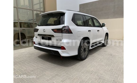 Nunua Imported Lexus LX Nyeupe Gari ndani ya Import - Dubai nchini Arusha Nunua Imported Lexus LX Nyeupe Gari ndani ya Import - Dubai nchini Arusha