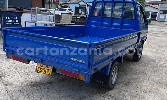 Nunua Ilio tumika Toyota Town Ace Bluu Gari ndani ya Dar es Salaam nchini Dar es Salaam Nunua Ilio tumika Toyota Town Ace Bluu Gari ndani ya Dar es Salaam nchini Dar es Salaam
