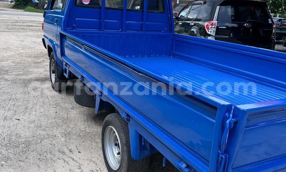 Nunua Ilio tumika Toyota Town Ace Bluu Gari ndani ya Dar es Salaam nchini Dar es Salaam Nunua Ilio tumika Toyota Town Ace Bluu Gari ndani ya Dar es Salaam nchini Dar es Salaam