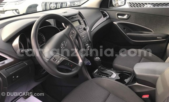 Buy Import Hyundai Santa Fe Black Car in Import - Dubai in Arusha Buy Import Hyundai Santa Fe Black Car in Import - Dubai in Arusha