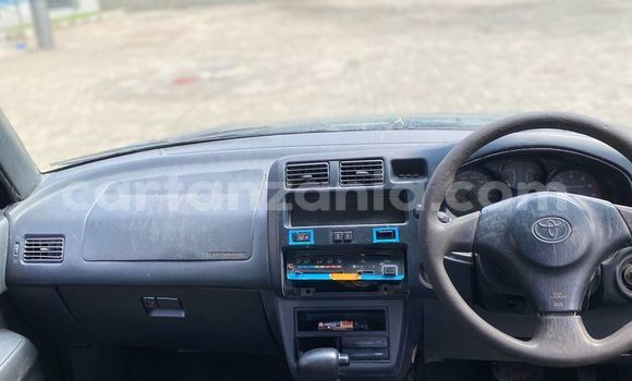 Buy Used Toyota RAV4 Green Car in Dar es Salaam in Dar es Salaam Buy Used Toyota RAV4 Green Car in Dar es Salaam in Dar es Salaam