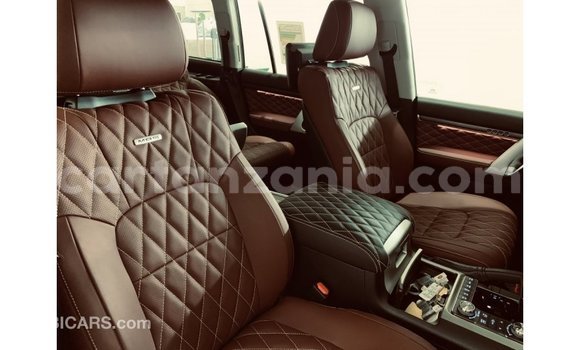 Nunua Imported Toyota Land Cruiser Nyeusi Gari ndani ya Import - Dubai nchini Arusha Nunua Imported Toyota Land Cruiser Nyeusi Gari ndani ya Import - Dubai nchini Arusha