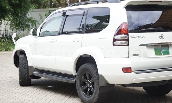 Buy Used Toyota Land Cruiser Prado White Car in Dar es Salaam in Dar es Salaam Buy Used Toyota Land Cruiser Prado White Car in Dar es Salaam in Dar es Salaam
