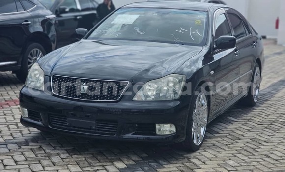Nunua Imported Toyota Crown Nyeusi Gari ndani ya Dar es Salaam nchini Dar es Salaam Nunua Imported Toyota Crown Nyeusi Gari ndani ya Dar es Salaam nchini Dar es Salaam