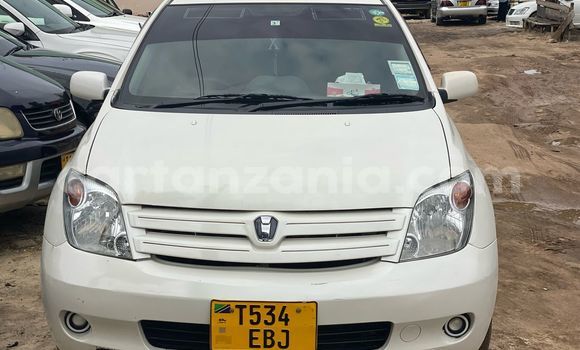 Nunua Ilio tumika Toyota IST Nyeupe Gari ndani ya Dar es Salaam nchini Dar es Salaam Nunua Ilio tumika Toyota IST Nyeupe Gari ndani ya Dar es Salaam nchini Dar es Salaam