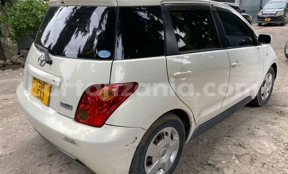 Nunua Ilio tumika Toyota IST Nyeupe Gari ndani ya Dar es Salaam nchini Dar es Salaam Nunua Ilio tumika Toyota IST Nyeupe Gari ndani ya Dar es Salaam nchini Dar es Salaam