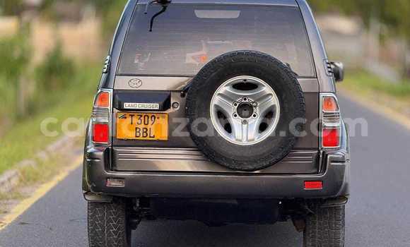 Buy Used Toyota Land Cruiser Prado Other Car in Dar es Salaam in Dar es Salaam Buy Used Toyota Land Cruiser Prado Other Car in Dar es Salaam in Dar es Salaam
