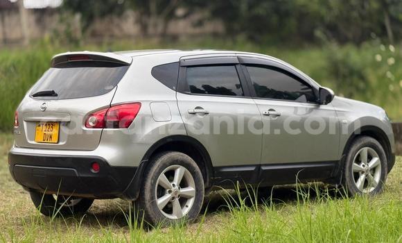 Buy Used Nissan Dualis Silver Car in Dar es Salaam in Dar es Salaam Buy Used Nissan Dualis Silver Car in Dar es Salaam in Dar es Salaam