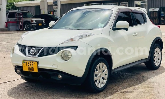 Nunua Ilio tumika Nissan Juke Nyeupe Gari ndani ya Dar es Salaam nchini Dar es Salaam Nunua Ilio tumika Nissan Juke Nyeupe Gari ndani ya Dar es Salaam nchini Dar es Salaam