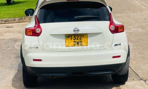 Nunua Ilio tumika Nissan Juke Nyeupe Gari ndani ya Dar es Salaam nchini Dar es Salaam Nunua Ilio tumika Nissan Juke Nyeupe Gari ndani ya Dar es Salaam nchini Dar es Salaam