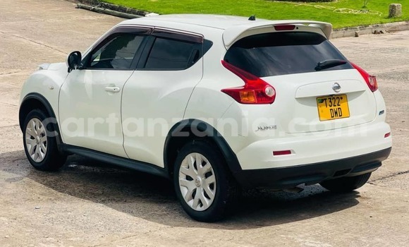 Nunua Ilio tumika Nissan Juke Nyeupe Gari ndani ya Dar es Salaam nchini Dar es Salaam Nunua Ilio tumika Nissan Juke Nyeupe Gari ndani ya Dar es Salaam nchini Dar es Salaam