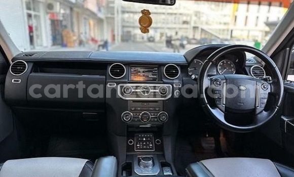 Nunua Ilio tumika Land Rover Discovery Sport Nyeusi Gari ndani ya Dar es Salaam nchini Dar es Salaam Nunua Ilio tumika Land Rover Discovery Sport Nyeusi Gari ndani ya Dar es Salaam nchini Dar es Salaam