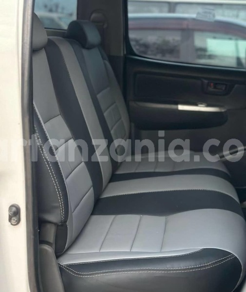 Big with watermark toyota hilux dar es salaam dar es salaam 29608