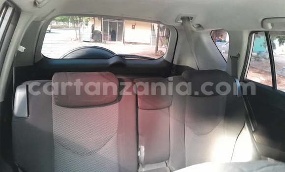 Nunua Ilio tumika Toyota RAV4 Fedha Gari ndani ya Dar es Salaam nchini Dar es Salaam Nunua Ilio tumika Toyota RAV4 Fedha Gari ndani ya Dar es Salaam nchini Dar es Salaam