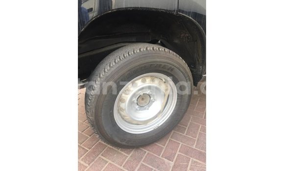 Nunua Imported Toyota Prado Nyeusi Gari ndani ya Import - Dubai nchini Arusha Nunua Imported Toyota Prado Nyeusi Gari ndani ya Import - Dubai nchini Arusha