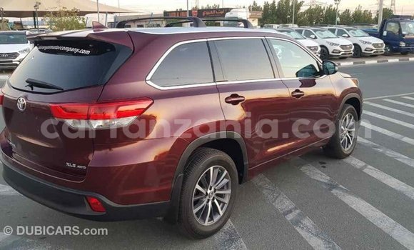 Nunua Imported Toyota Highlander Nyingine Gari ndani ya Import - Dubai nchini Arusha Nunua Imported Toyota Highlander Nyingine Gari ndani ya Import - Dubai nchini Arusha