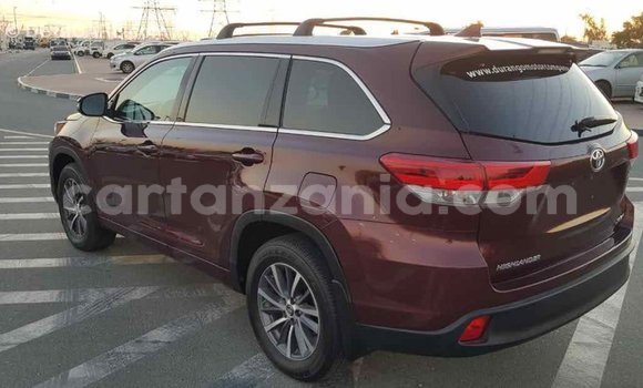 Nunua Imported Toyota Highlander Nyingine Gari ndani ya Import - Dubai nchini Arusha Nunua Imported Toyota Highlander Nyingine Gari ndani ya Import - Dubai nchini Arusha