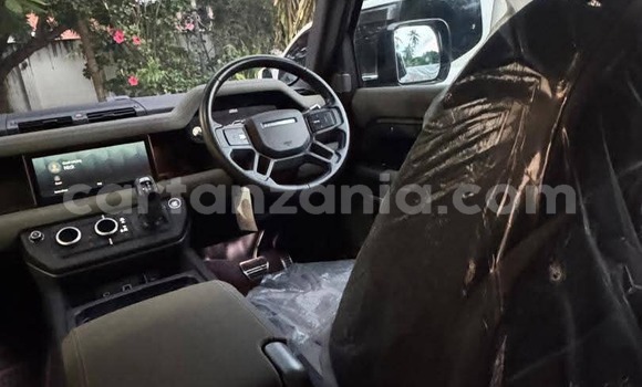 Nunua Imported Land Rover Defender Nyeusi Gari ndani ya Dar es Salaam nchini Dar es Salaam Nunua Imported Land Rover Defender Nyeusi Gari ndani ya Dar es Salaam nchini Dar es Salaam