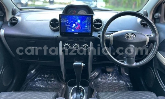 Buy Used Toyota IST White Car in Dar es Salaam in Dar es Salaam Buy Used Toyota IST White Car in Dar es Salaam in Dar es Salaam