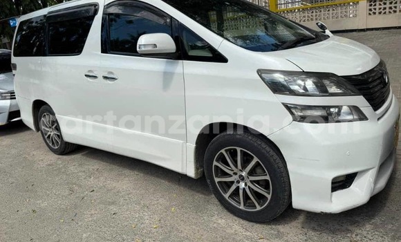Buy Used Toyota Vellfire White Car in Dar es Salaam in Dar es Salaam Buy Used Toyota Vellfire White Car in Dar es Salaam in Dar es Salaam