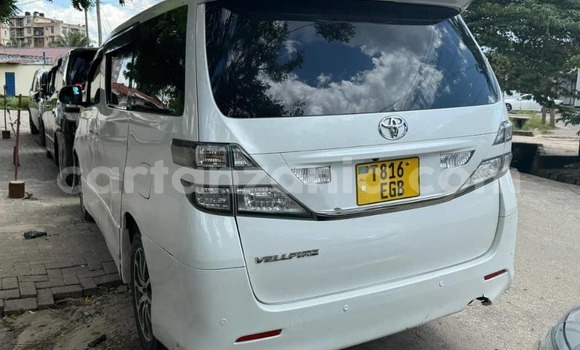 Buy Used Toyota Vellfire White Car in Dar es Salaam in Dar es Salaam Buy Used Toyota Vellfire White Car in Dar es Salaam in Dar es Salaam