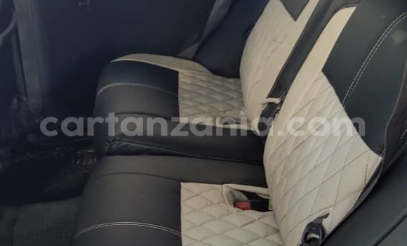 Buy Used Toyota RAV4 Red Car in Dar es Salaam in Dar es Salaam Buy Used Toyota RAV4 Red Car in Dar es Salaam in Dar es Salaam