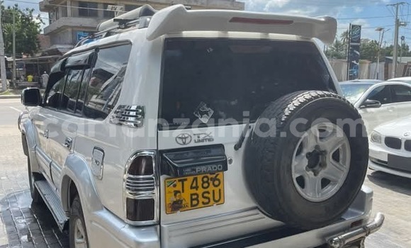 Buy Used Toyota Land Cruiser Prado White Car in Dar es Salaam in Dar es Salaam Buy Used Toyota Land Cruiser Prado White Car in Dar es Salaam in Dar es Salaam