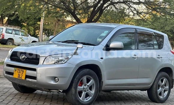 Buy Used Toyota RAV4 Silver Car in Dar es Salaam in Dar es Salaam Buy Used Toyota RAV4 Silver Car in Dar es Salaam in Dar es Salaam