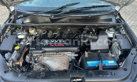 Buy Used Toyota RAV4 Silver Car in Dar es Salaam in Dar es Salaam Buy Used Toyota RAV4 Silver Car in Dar es Salaam in Dar es Salaam