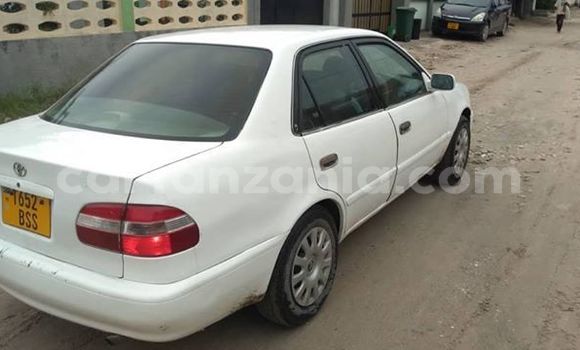 Buy Used Toyota Corolla White Car in Dar es Salaam in Dar es Salaam Buy Used Toyota Corolla White Car in Dar es Salaam in Dar es Salaam