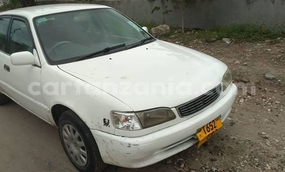 Buy Used Toyota Corolla White Car in Dar es Salaam in Dar es Salaam Buy Used Toyota Corolla White Car in Dar es Salaam in Dar es Salaam
