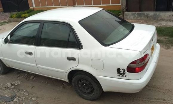 Buy Used Toyota Corolla White Car in Dar es Salaam in Dar es Salaam Buy Used Toyota Corolla White Car in Dar es Salaam in Dar es Salaam