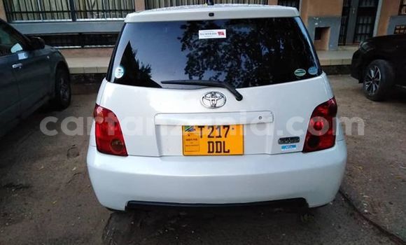 Buy Used Toyota IST White Car in Dar es Salaam in Dar es Salaam Buy Used Toyota IST White Car in Dar es Salaam in Dar es Salaam
