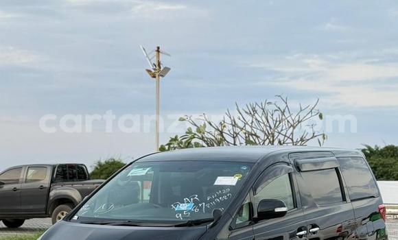 Nunua Imported Toyota Alphard Nyeusi Gari ndani ya Dar es Salaam nchini Dar es Salaam Nunua Imported Toyota Alphard Nyeusi Gari ndani ya Dar es Salaam nchini Dar es Salaam
