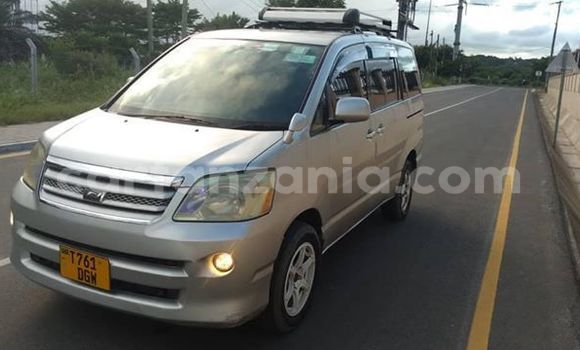 Buy Used Toyota Noah Silver Car in Dar es Salaam in Dar es Salaam Buy Used Toyota Noah Silver Car in Dar es Salaam in Dar es Salaam